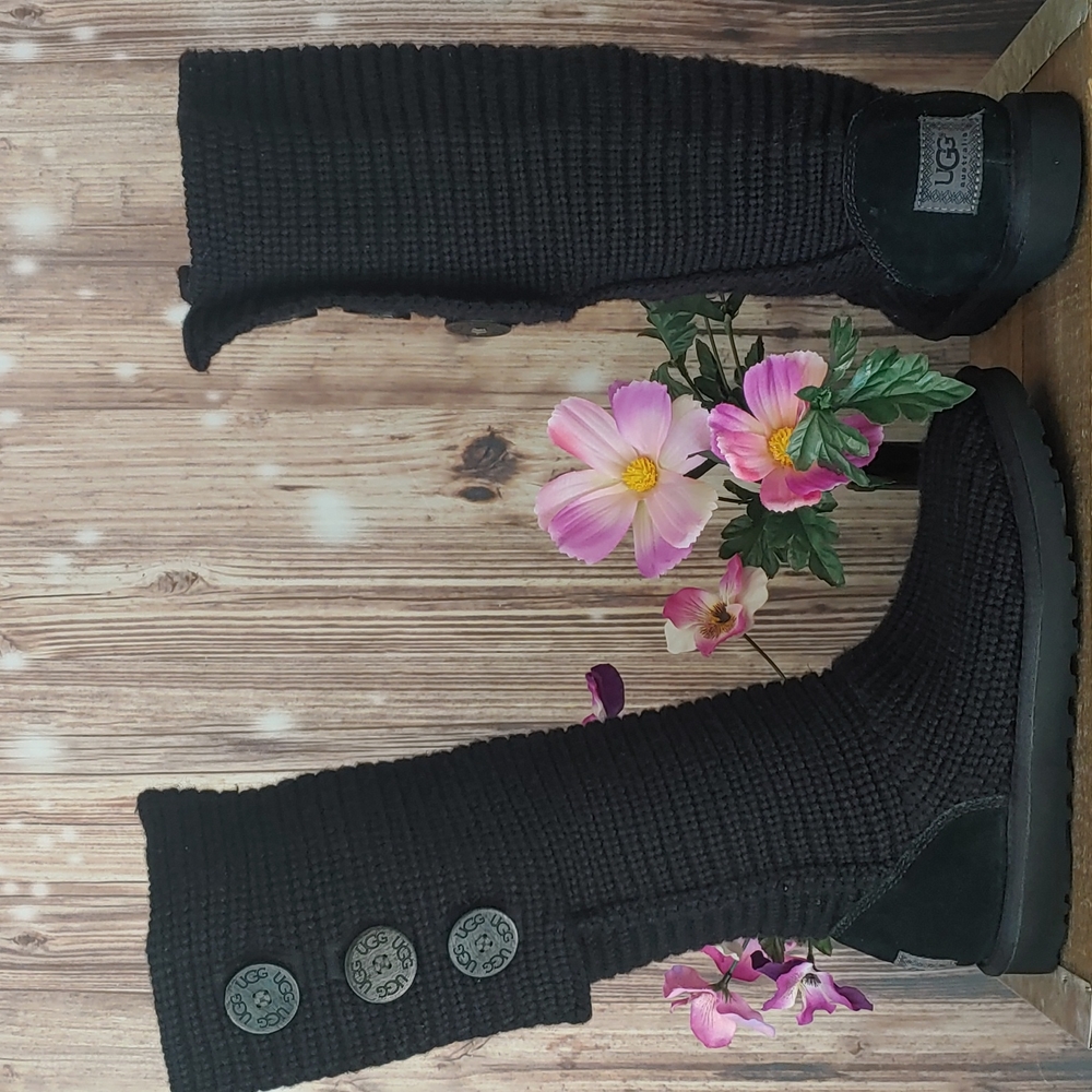 UGG Cardy tall sweater boots black buttons size 8